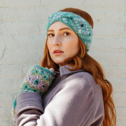 Cozy Fairisle Handwarmers: Turquoise