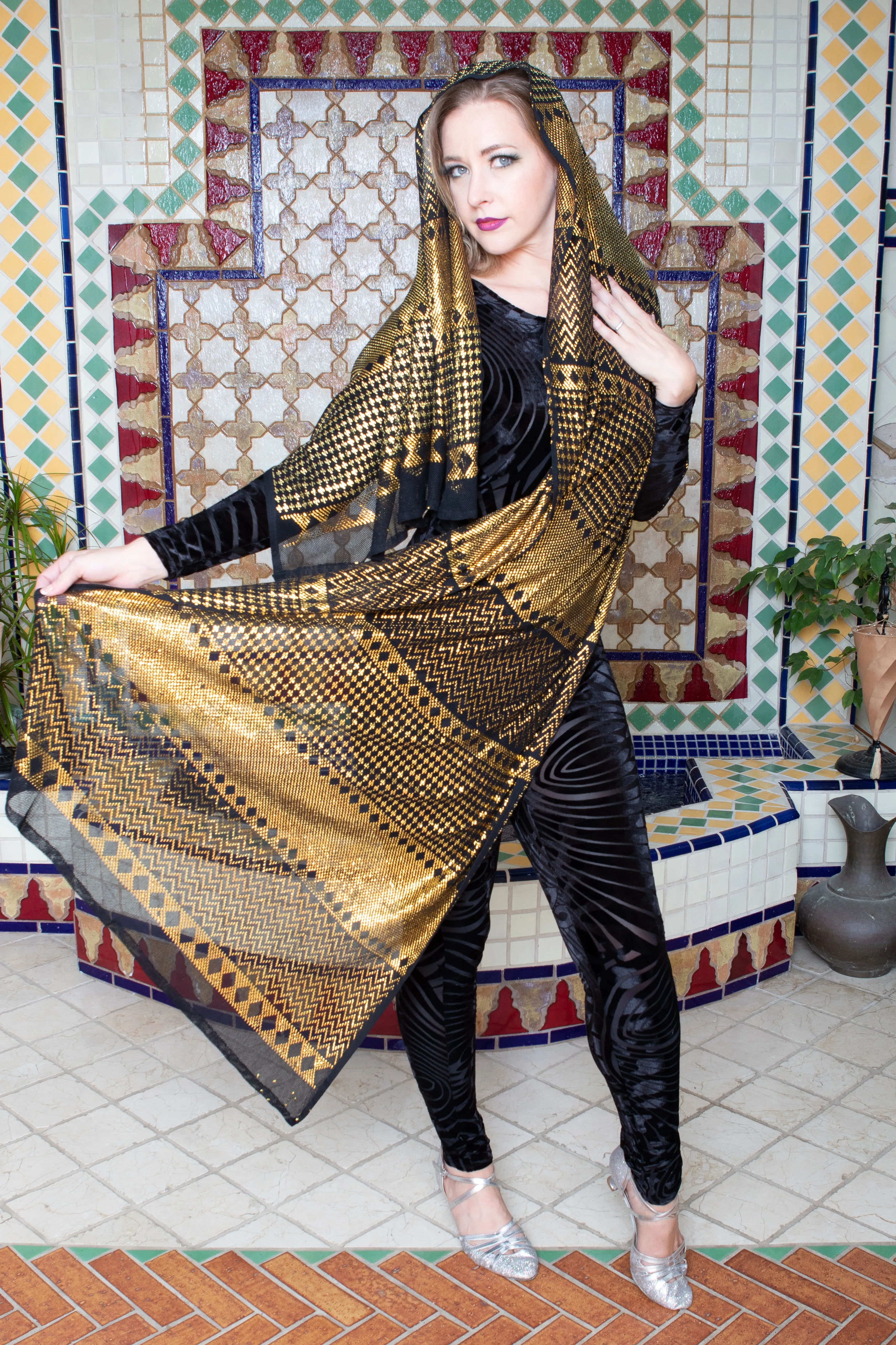 Modern Black and Gold Assuit Shawl With Mixed Diamonds Design