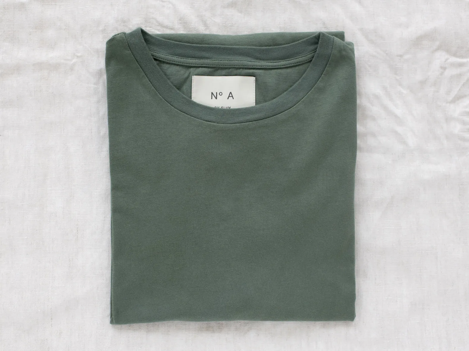 Nº A. CLASSIC FIT. SAGE GREEN.